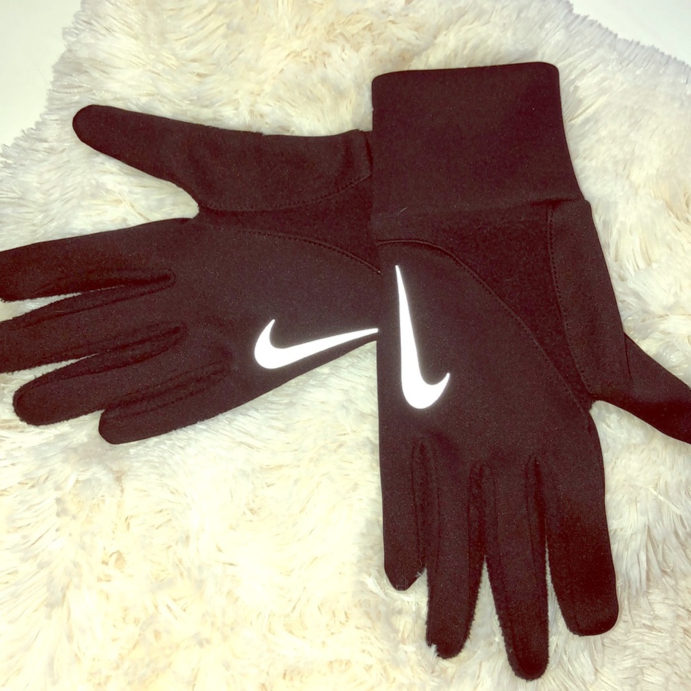 Nike Winter Gloves